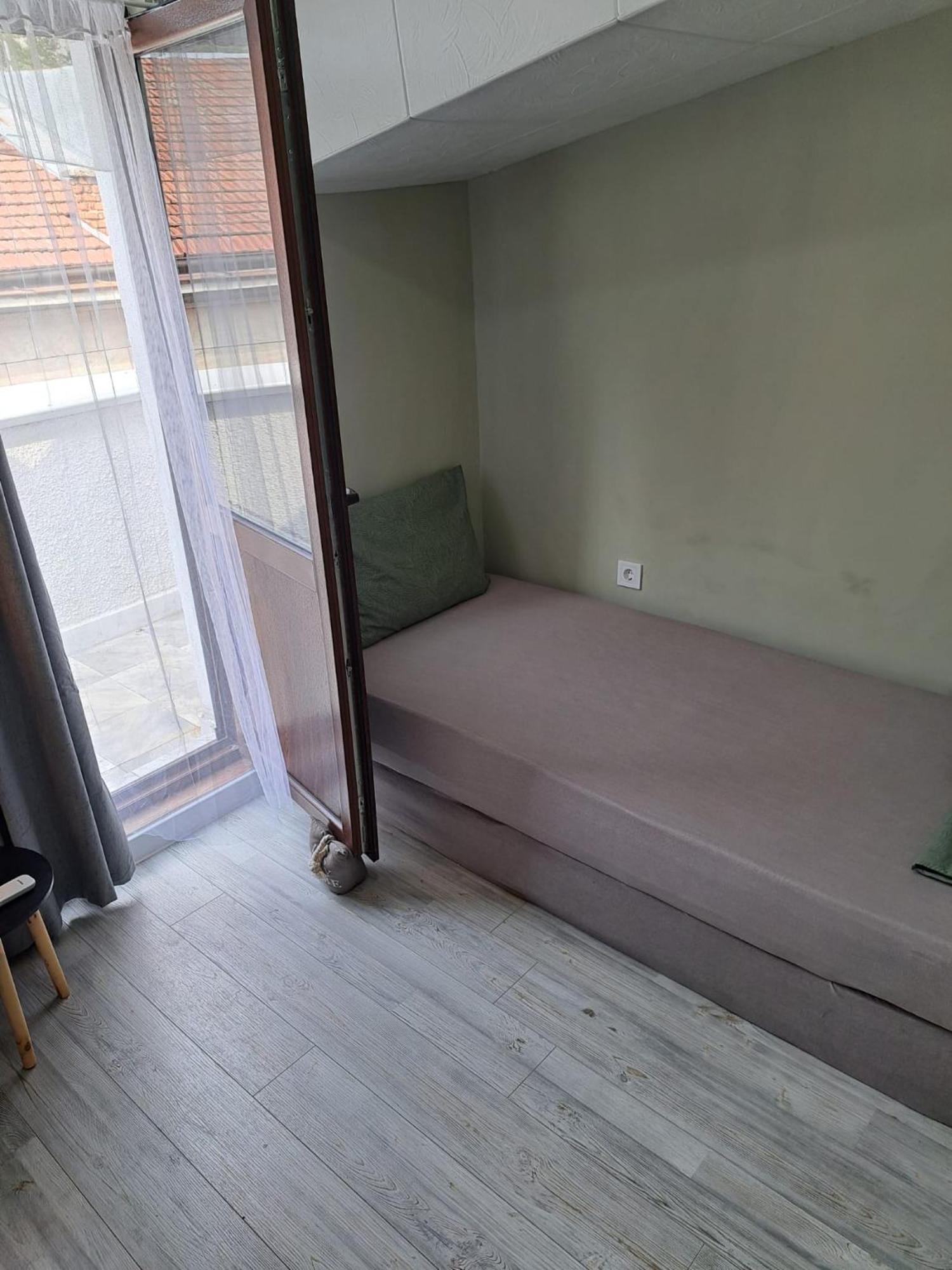 Downtown - Han Teo Suites - Center Plovdiv - Kapana Art District Bagian luar foto