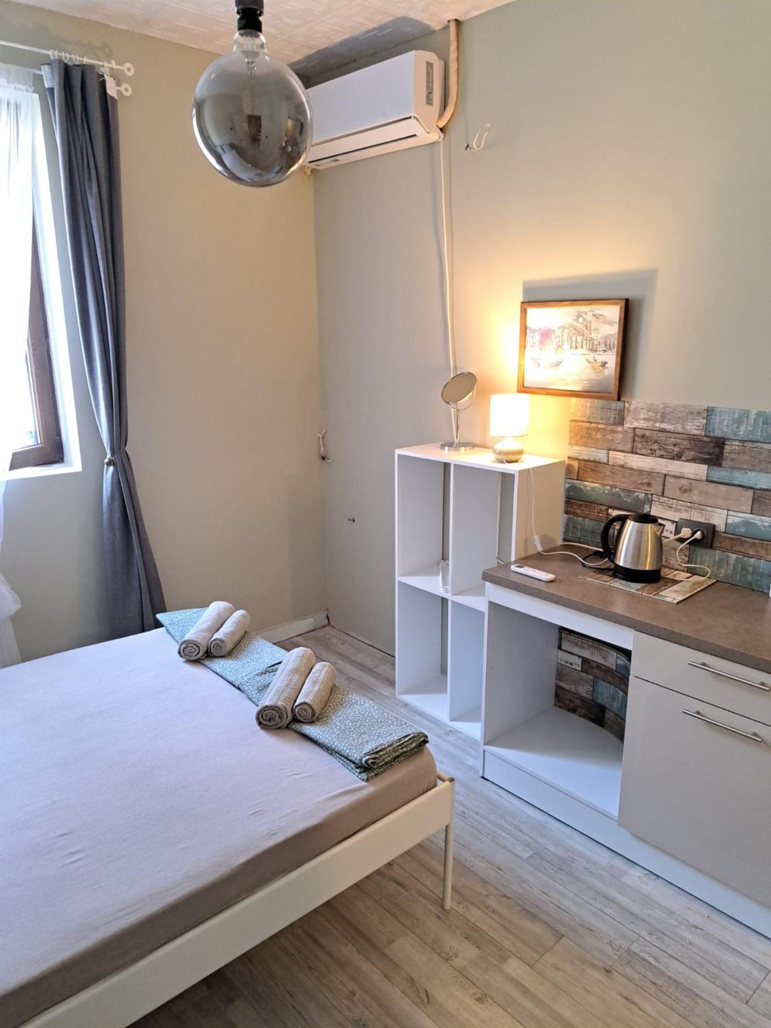 Downtown - Han Teo Suites - Center Plovdiv - Kapana Art District Bagian luar foto